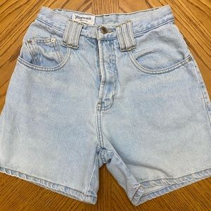 Vintage 90’s high waisted shorts